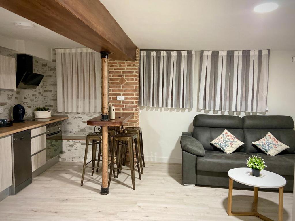Casa Los Herreros Куенка Екстериор снимка
